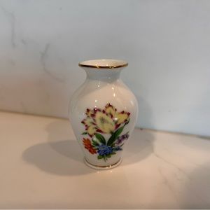 Herend Vase